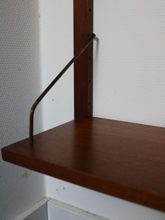 Image 1 of Modulares Wandsystem aus Teakholz mit Regalen