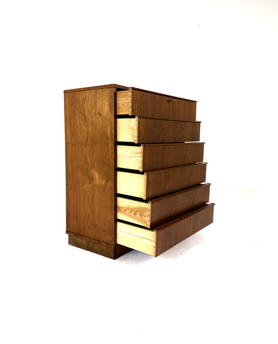 Image 1 of Vintage Deense teakhouten ladekast ‘60