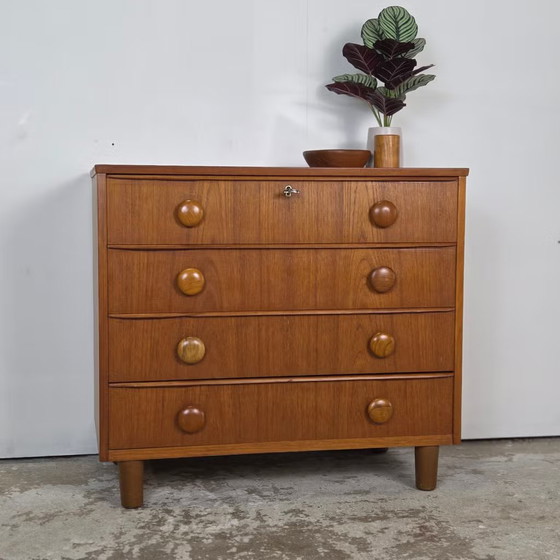 Scandinavian vintage teak Chest of drawers, 4 drawers, Wood, Brown (photo 5 of 20)