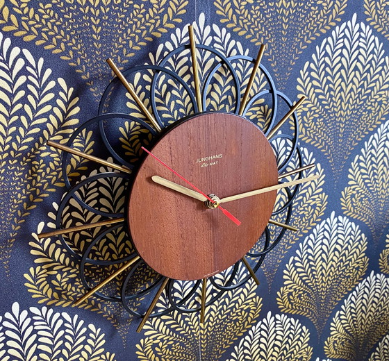 Image 1 of Junghans Ato Mat wandklok jaren 60 Mid Century