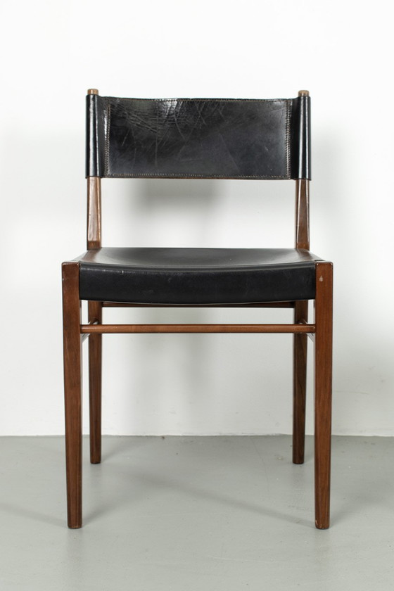 Image 1 of Ensemble de 5 chaises vintage en cuir robuste