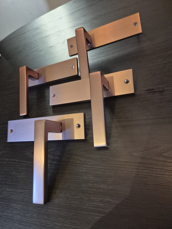 Image 1 of 2 maniglie per porte Ostium Home in rame opaco