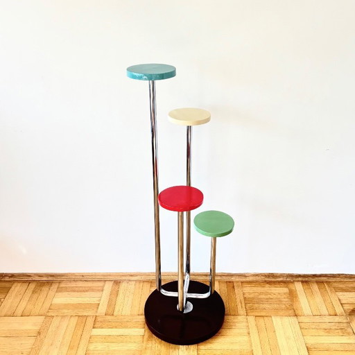 Functionalist plant stand