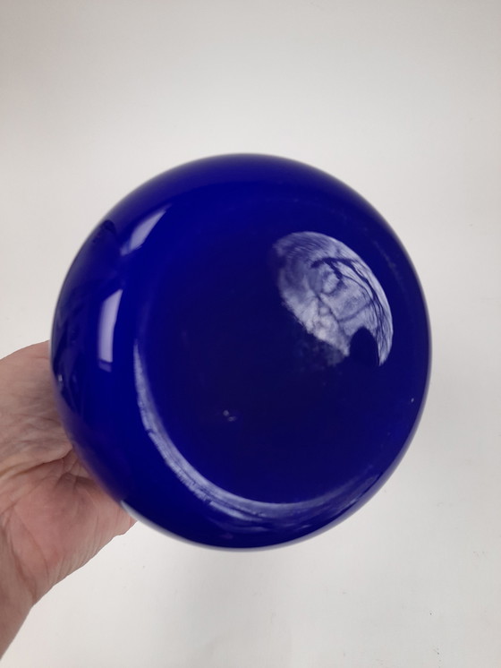 Image 1 of Wunderschöne blaue Opalglasvase, hergestellt in Schweden