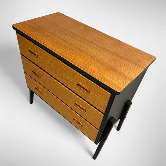 Image 1 of Commode vintage à 3 tiroirs en placage de teck
