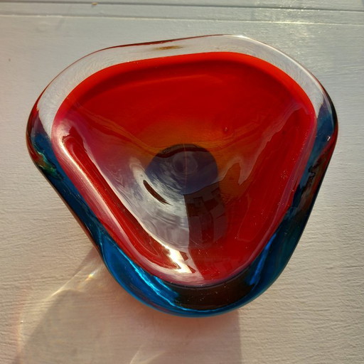 Grote exclusieve Murano Sommerso Schaal (16cm / 966g) – In de stijl van Flavio Poli – Jaren 60