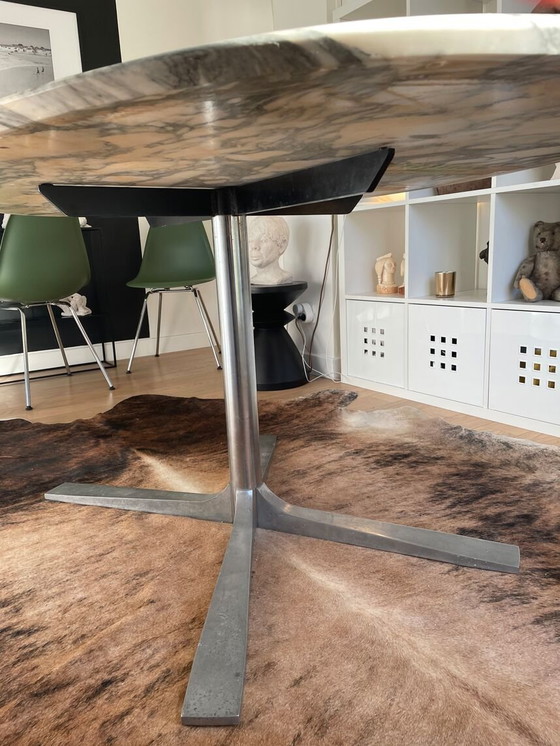 Image 1 of Marble table 110x160 Rochebobois