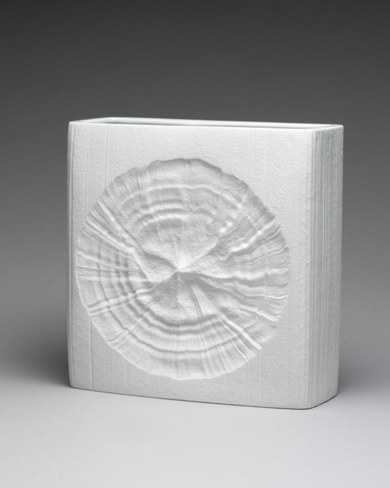 Image 1 of Martin Freyer Rosenthal Studio Line Brutalist Bisque Porselein Vintage H 24 cm Fossil Vaas