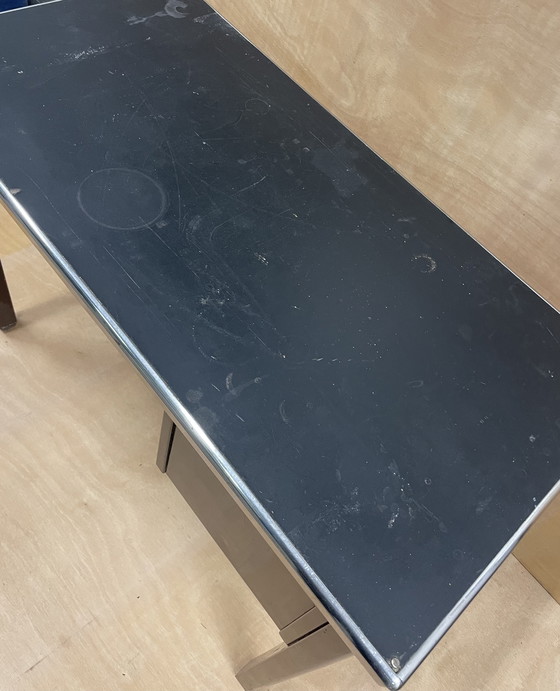 Image 1 of Vintage metalen bureau jaren 60/70
