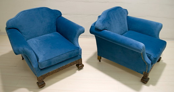 Image 1 of Paar 19e-eeuwse Neo Renaissance Eiken en Blauw Fluwelen Italiaanse Fauteuils