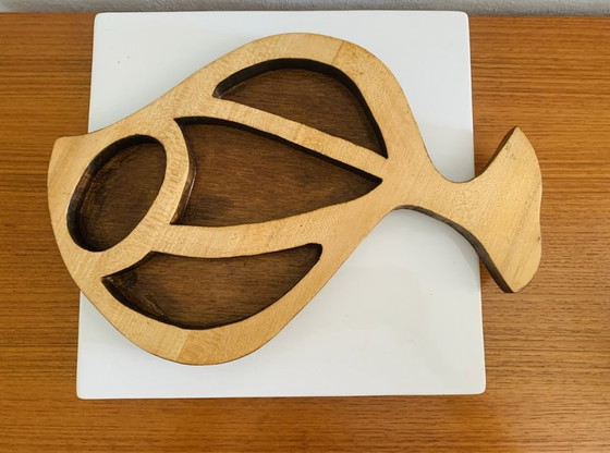 Image 1 of Vintage, Scandinavische houten vissculptuur van A. Hiben, 1977.