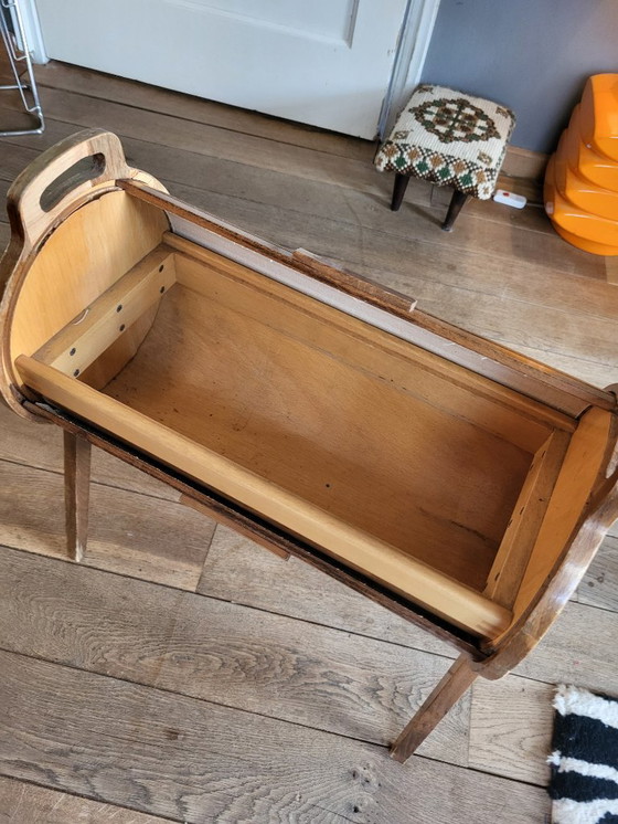 Image 1 of Boîte à couture vintage, boîte à couture, armoire à roulettes en bois