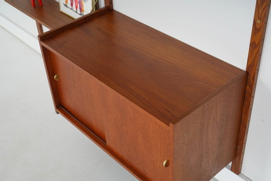 Image 1 of Modulaire wandkast van teakhout, Deens design, jaren 60, gemaakt in Denemarken.