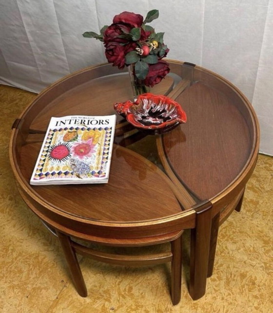 Image 1 of Retro-Couchtisch „Trinity“ aus Teakholz im Mid-Century-Stil von Nathan (1960), skandinavisches Design, englische Qualität