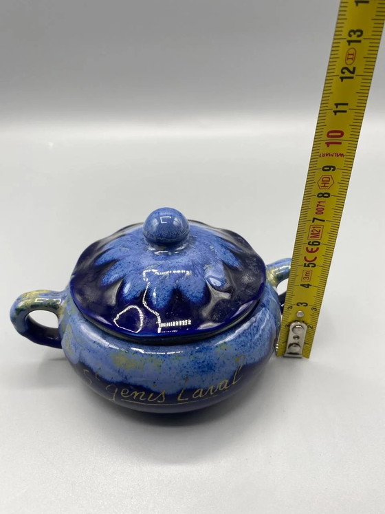 Cobalt blue ceramic decorative pot, Saint-Genis-Laval souvenir, golden inscription – Crockery (photo 4 of 5)