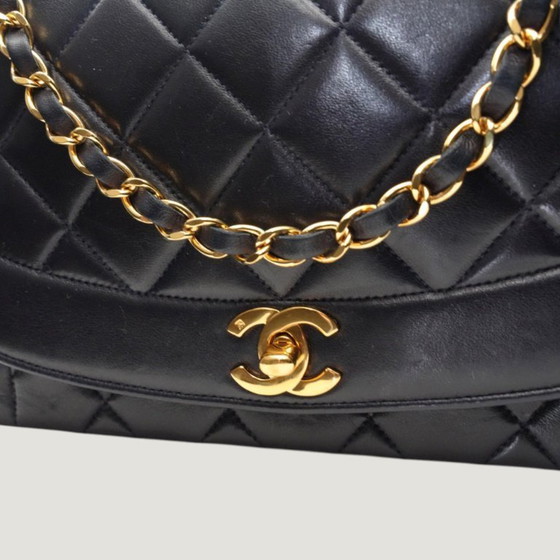 Image 1 of CHANEL DIANA MEDIUM BAG | NAVY BLUE