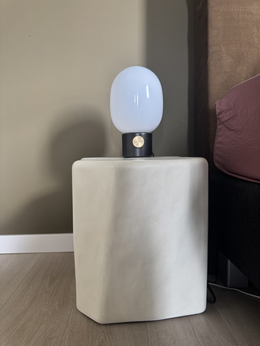 Tabouret en béton Ferm Living