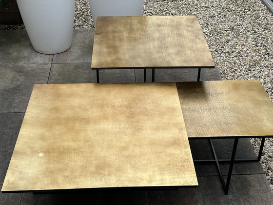 Image 1 of Set di 3 tavolini da caffè di lusso Richmond Interiors! Ottone dorato.