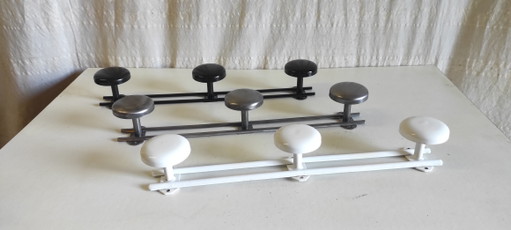 Set van 3 metalen kapstokken - midden 20e eeuw (photo 2 of 6)
