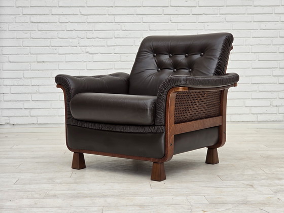Image 1 of 1970er Jahre Skandinavischer Sessel, Braunes Möbelleder, Teakholzbeine