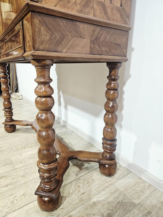 Mobile barocco in noce del XIX secolo con intarsi e gambe tornite – Credenze con vetrina, Wood, Barok (photo 25 of 29)