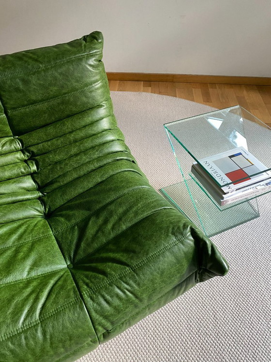 Image 1 of Ligne Roset - Togo - Poltrona/1 posto - Pelle verde Dubai