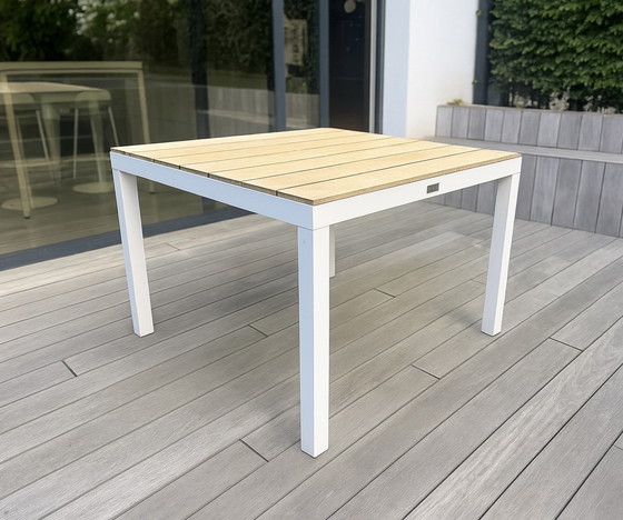 Image 1 of Table de jardin carrée TRIBU Natal Alu Teck
