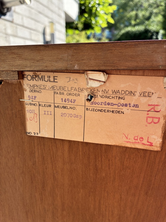 Image 1 of Vintage mid century formule meubel secretaire met bijpassende kast met glazen schuifdeurtjes