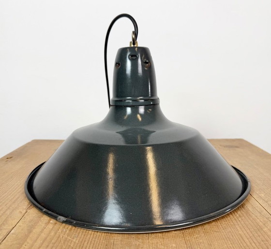 Industrial French Black Enamel Factory Pendant Lamp, 1960s – Iron (photo 16 of 17)
