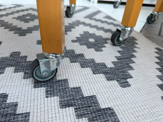 Image 1 of 8 originele Lloyd LOOM stoelen, eetkamerstoelen, ook in kleinere aantallen verkrijgbaar, houten frame, wit riet.