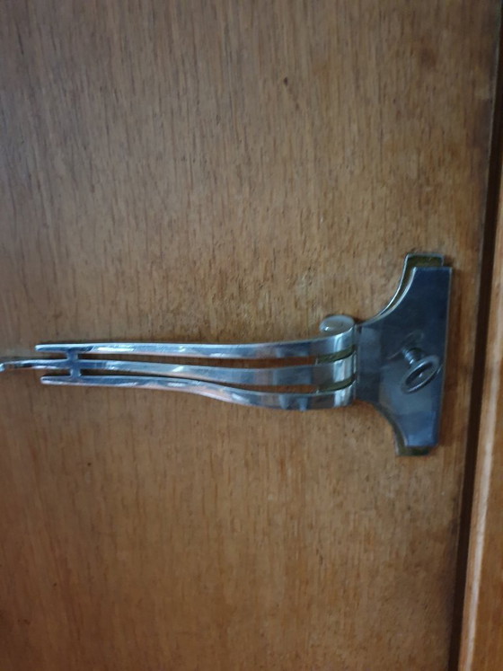 Image 1 of art deco vitrinekast