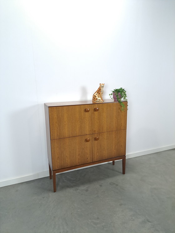 Image 1 of Meuble Palette Möbel en placage de bois de rose avec 4 compartiments et poignées rondes vintage