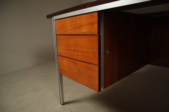 Bureau de direction ORA Acciaio, fabriqué en Italie dans les années 1970. – Bureaux, Wood (photo 9 of 16)
