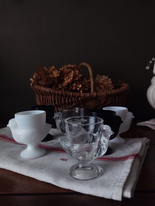 Hueveras vintage de pollito en cristal y opalina