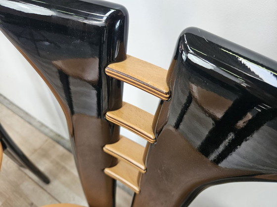 Set aus 6 Pierre Cardin Stühlen aus schwarz lackiertem Holz, 1970 – Esszimmerstühle, Wood (photo 6 of 20)