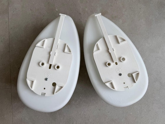 Image 1 of Set di 2 lampade da soffitto/parete in vetro bianco vintage