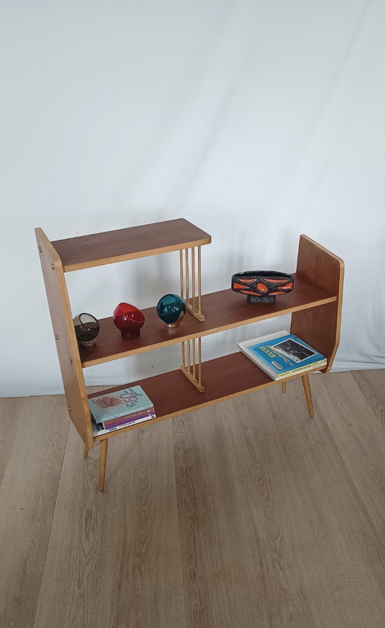 Image 1 of Vrijstaand vintage vijftiger jaren kastje