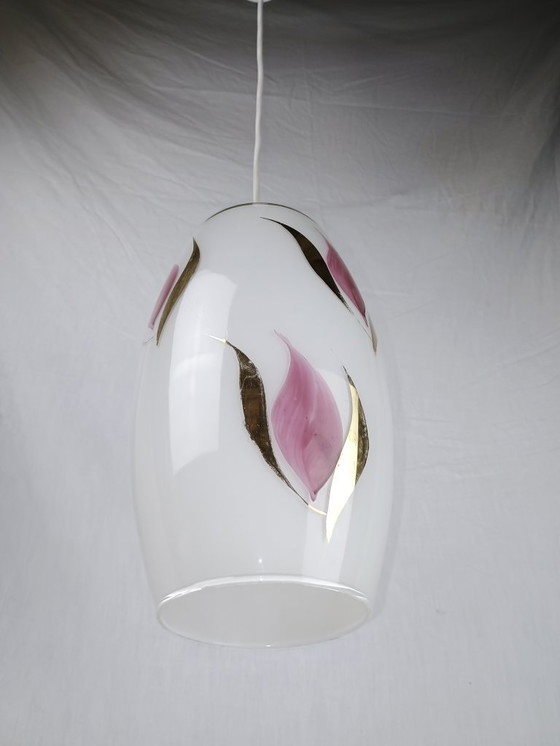 Image 1 of Mid-century hanglamp met witte, briljante bloemenkap, jaren 50, Franse vintage ARLUS