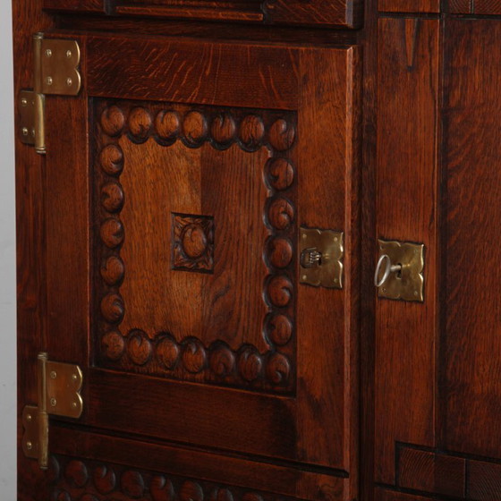 Sideboard aus Eiche und Messing im Stil von Charles Dudouyt, 1940 – Highboards, Wood (photo 6 of 11)