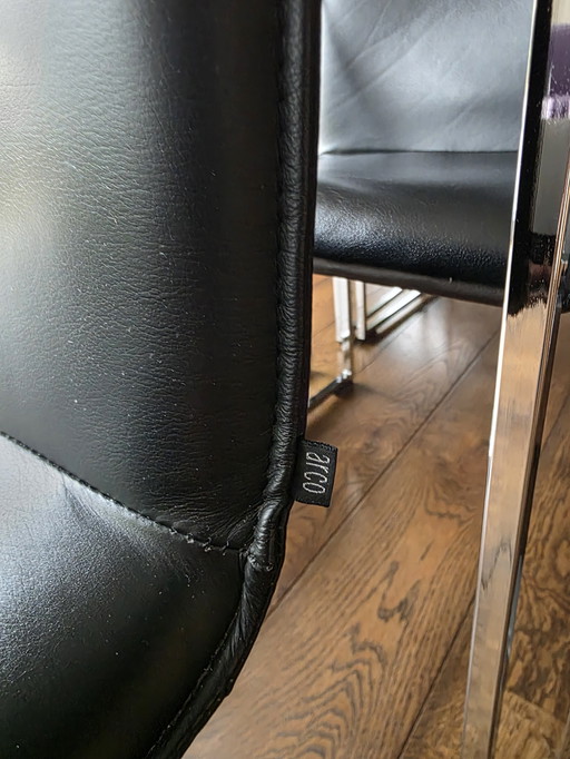 6 Arco eetkamerstoelen met lederen bekleding