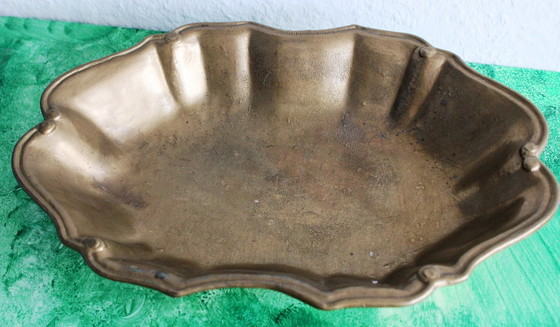 Image 1 of Frutero antiguo de hierro fundido con baño de latón, circa 1900, grande, muy pesado.