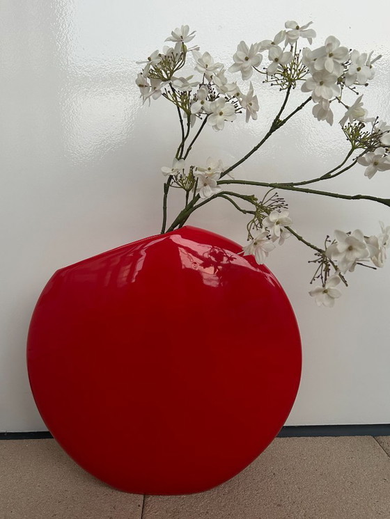 Image 1 of Jarrón rojo