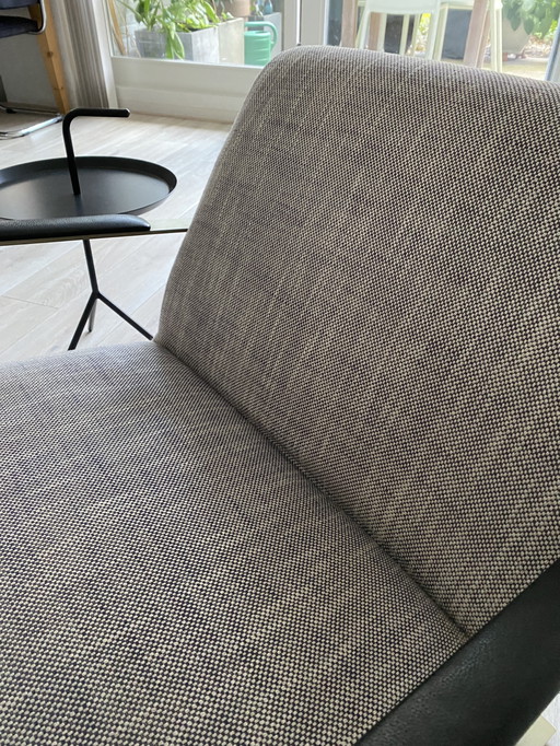 Armchair of the brand Zuiver