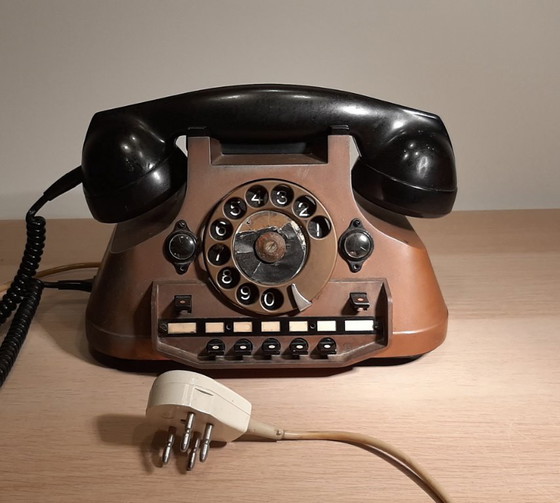 Image 1 of Ericsson draaischijf telefoon jaren '40