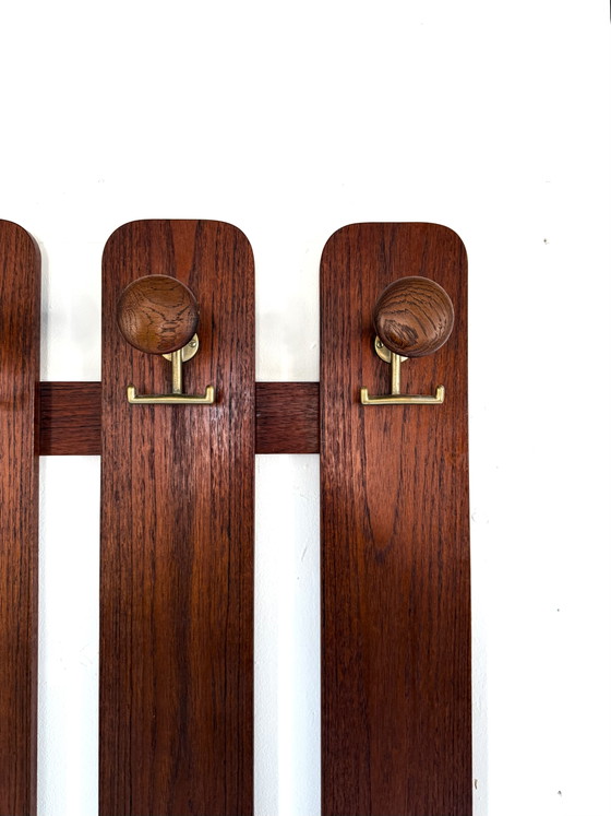 Appendiabiti da parete vintage XL danese in teak, anni '60 – Wood, Brass (photo 3 of 6)