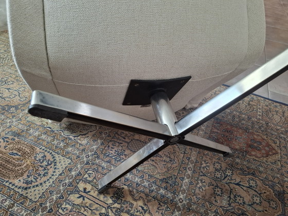 Image 1 of Sillón Artifort restaurado.