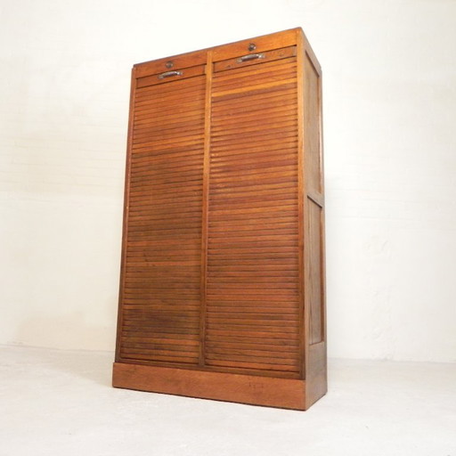 Eiken rolluikkast met 2 luiken, 148 cm hoog, jaren '50