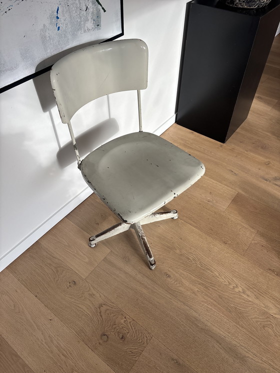 Image 1 of Tubax vieux bureau industriel vintage 