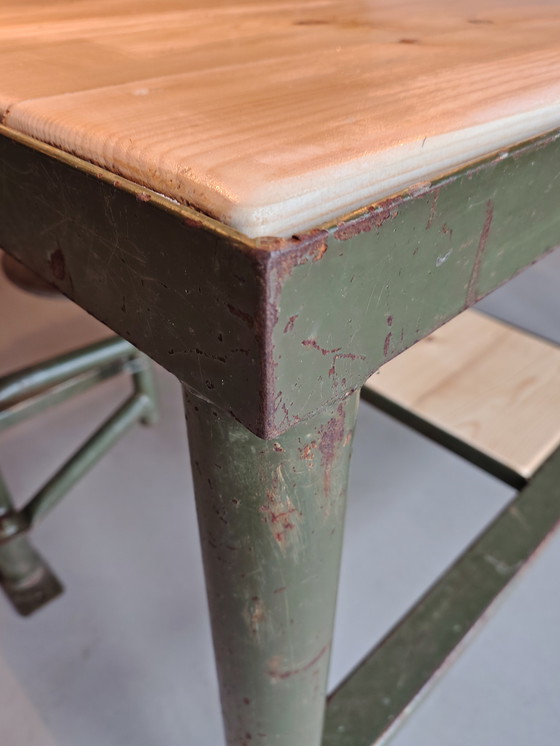 Image 1 of Workbench Nooitgedacht