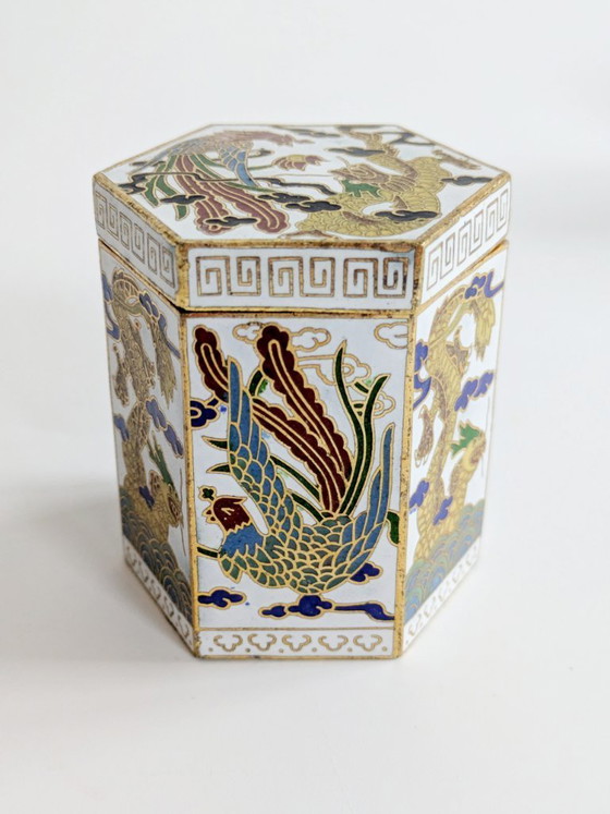 Image 1 of Set van 2 cloisonné doosjes met draak en feniks, wit emaille, vintage Chinese decoratie